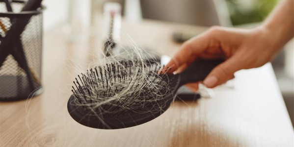  Caída del Cabello en Otoño | Tratamientos Efectivos que SÍ funcionan