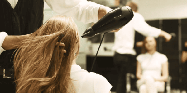 Los errores que hacen perder dinero a una peluquería