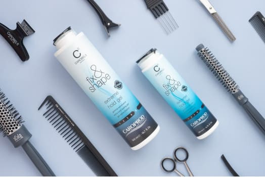 Fijación capilar duradera: cómo mantener tu peinado impecable de mañana a noche